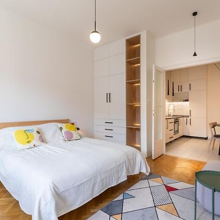 The Palm Springs Apartment Budapest Esterno foto