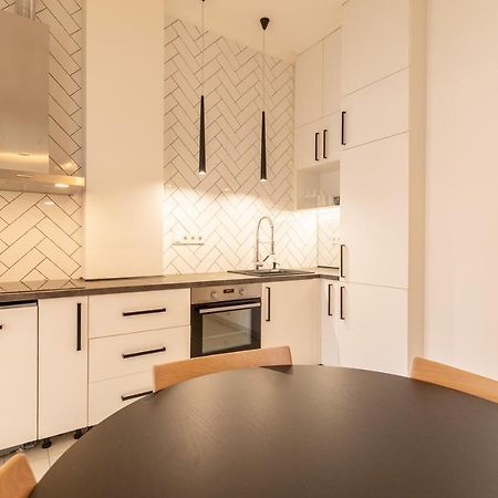 The Palm Springs Apartment Budapest Esterno foto