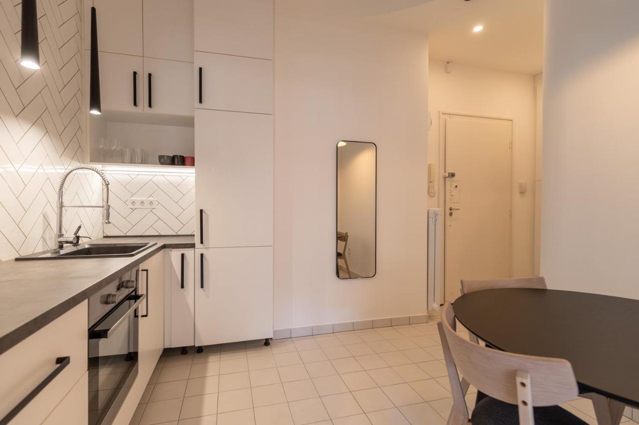 The Palm Springs Apartment Budapest Esterno foto