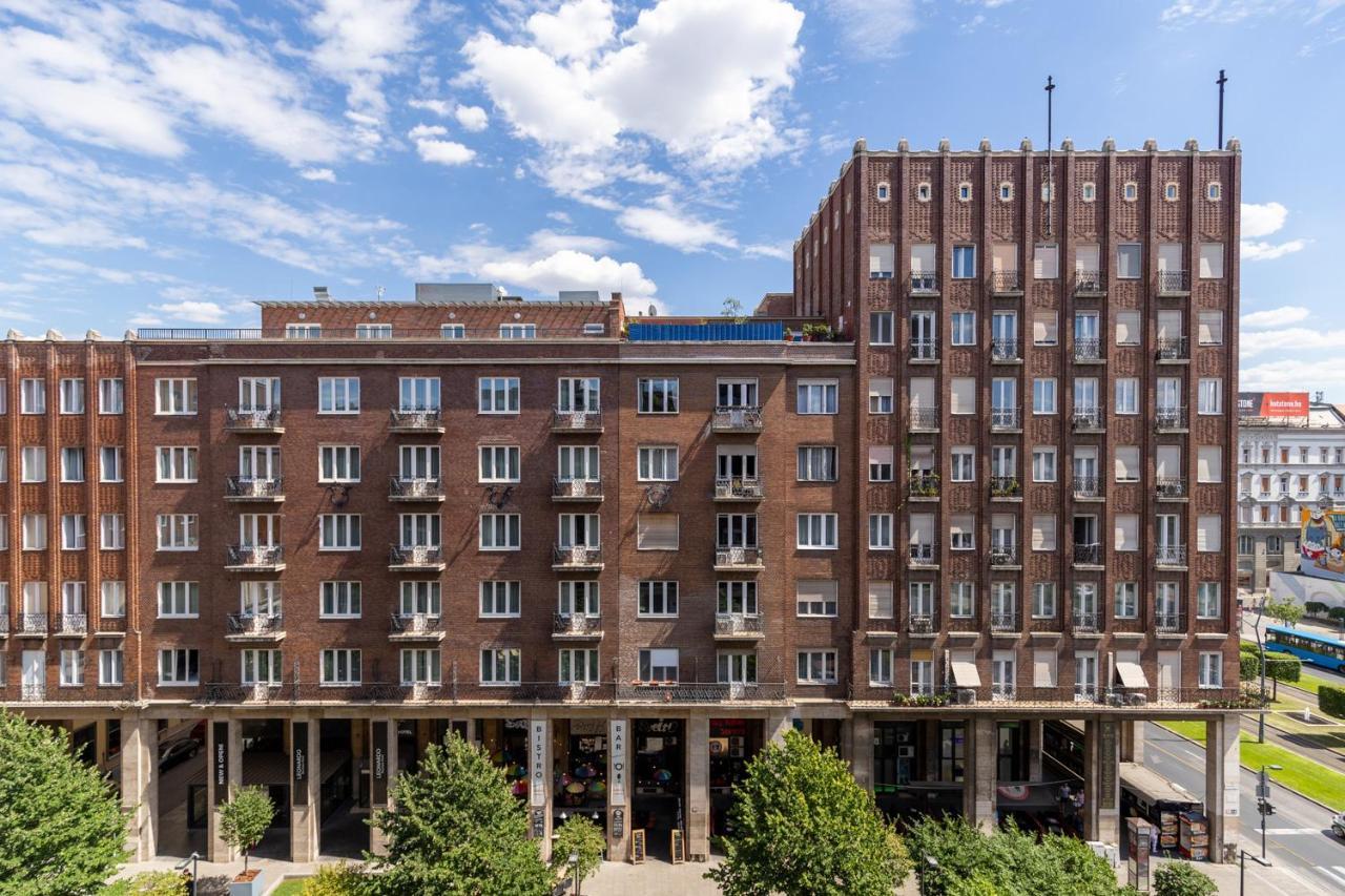 The Palm Springs Apartment Budapest Esterno foto